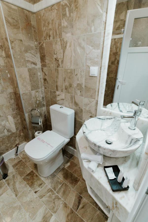 Blue And White Luxury Suites Nea Kallikrateia Dış mekan fotoğraf
